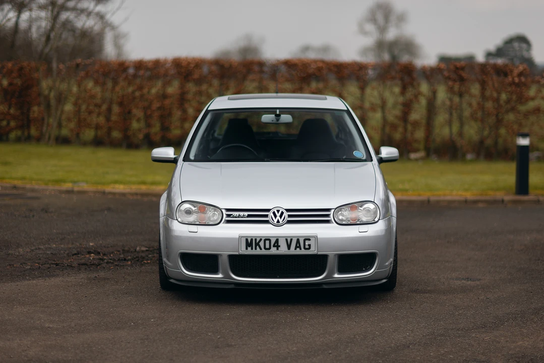 2004 Volkswagen R32 Mk4 - Image 17 of 31