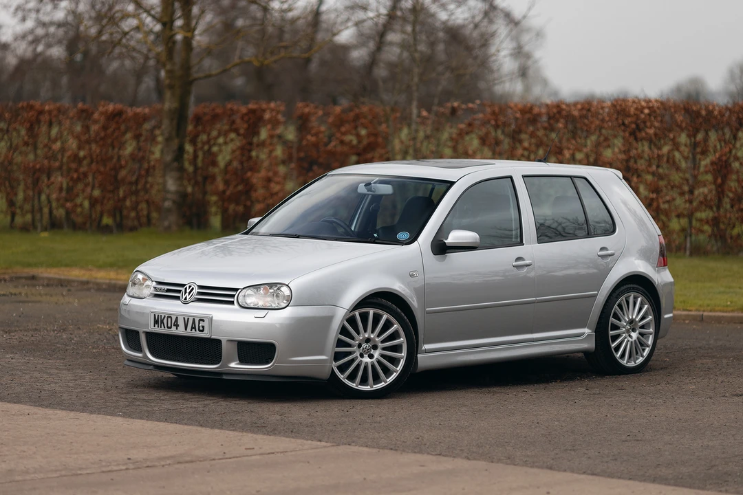 2004 Volkswagen R32 Mk4 - Image 3 of 31