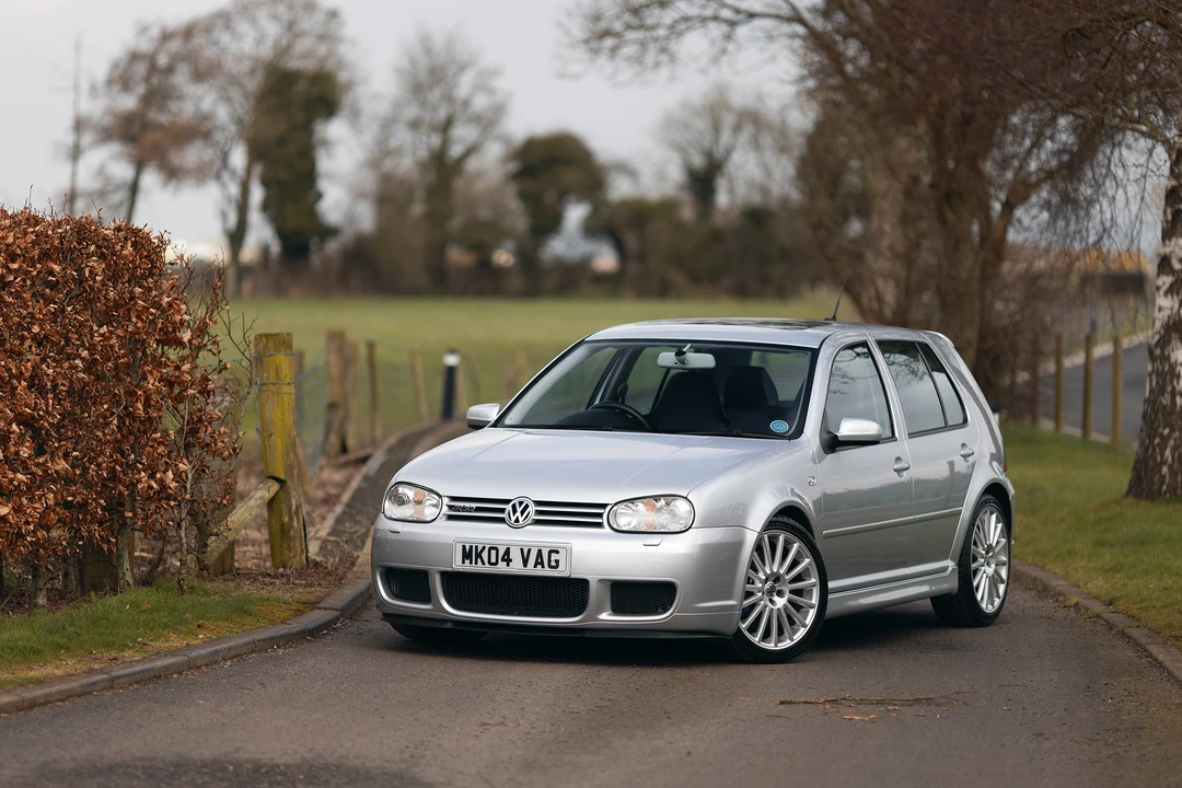 2004 Volkswagen R32 Mk4 - Image 10 of 31