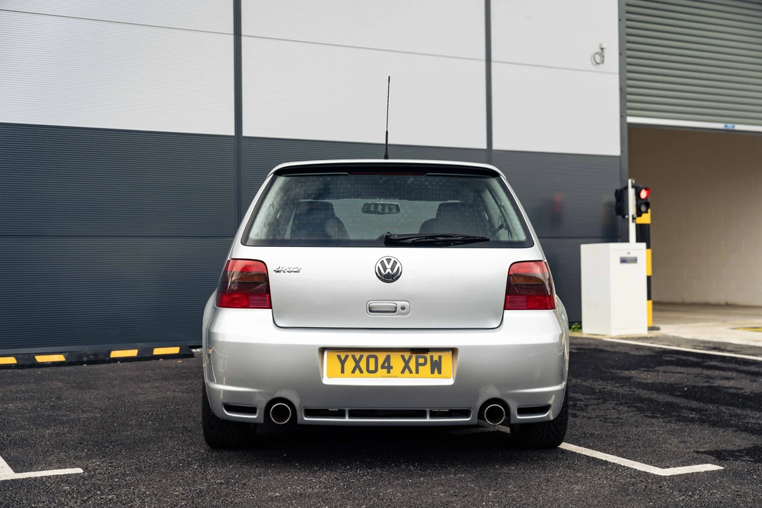 2004 Volkswagen R32 Mk4 - Image 6 of 31