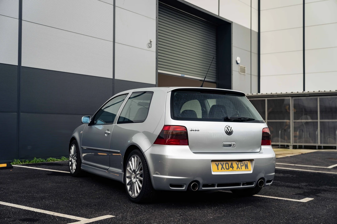 2004 Volkswagen R32 Mk4 - Image 5 of 31