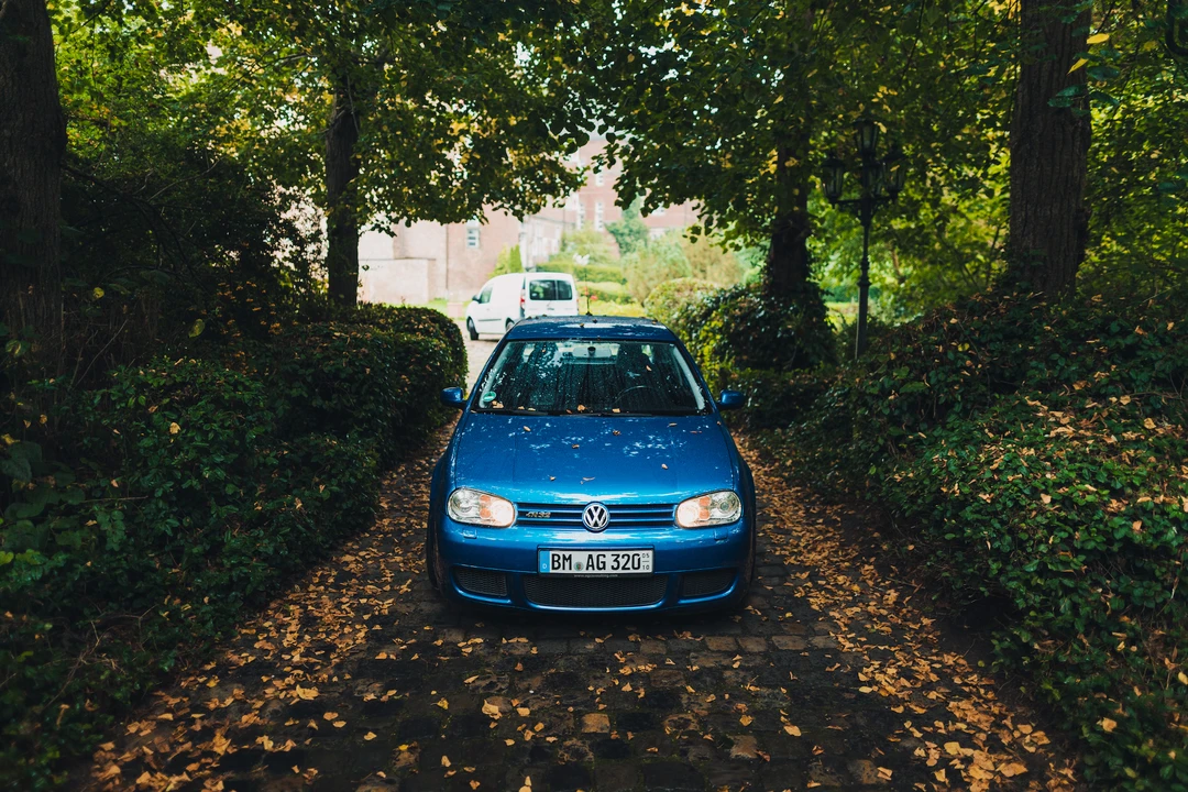 2004 Volkswagen R32 Mk4 - Image 12 of 31