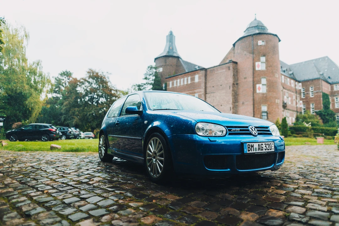2004 Volkswagen R32 Mk4 - Image 15 of 31