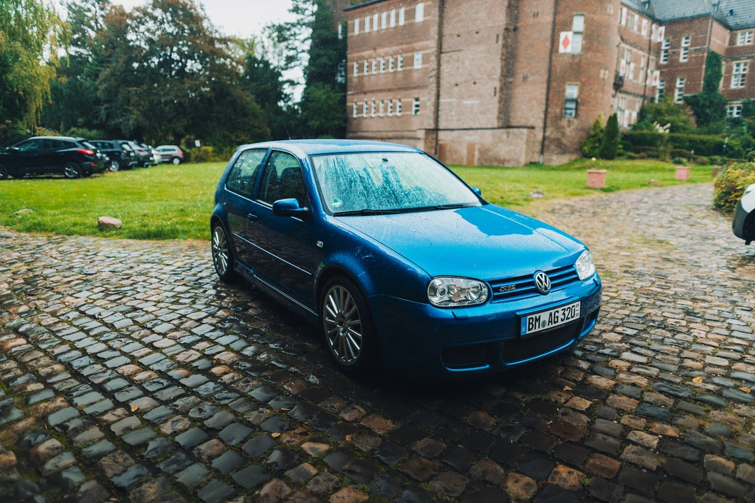 2004 Volkswagen R32 Mk4 - Image 16 of 31