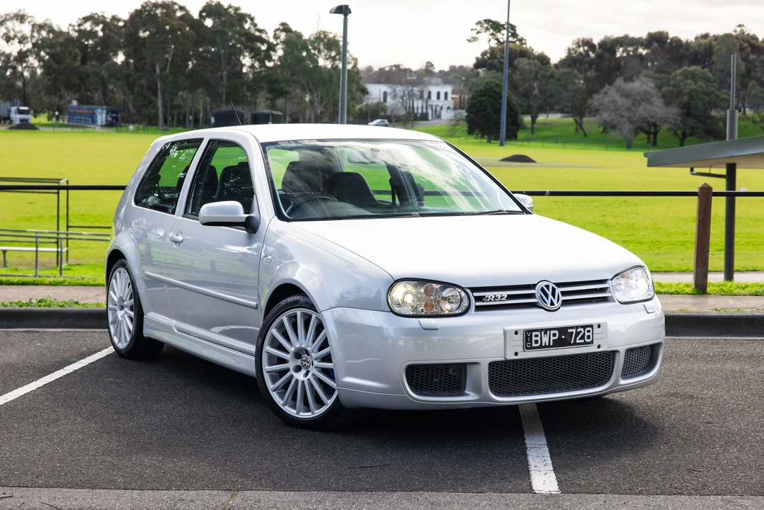 2004 Volkswagen R32 Mk4 - Image 9 of 31
