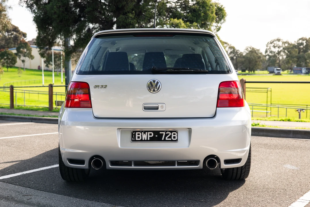 2004 Volkswagen R32 Mk4 - Image 6 of 31