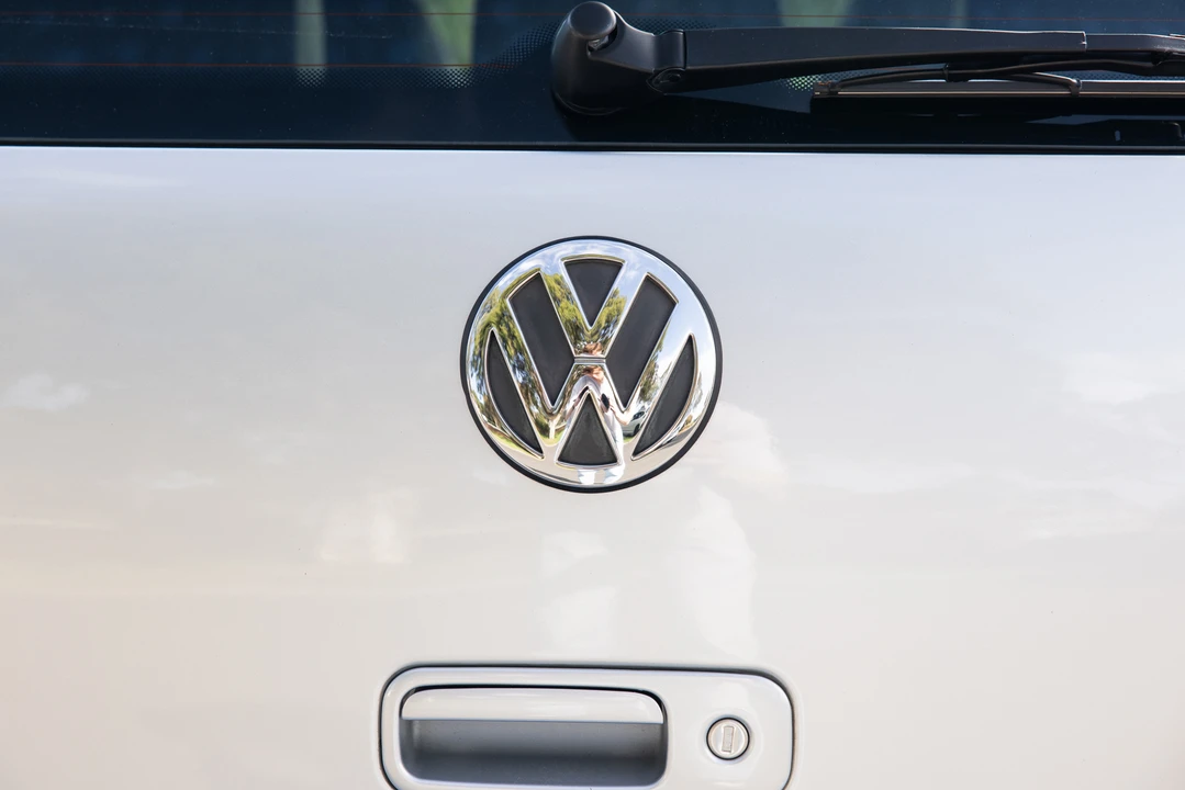 2004 Volkswagen R32 Mk4 - Image 23 of 31