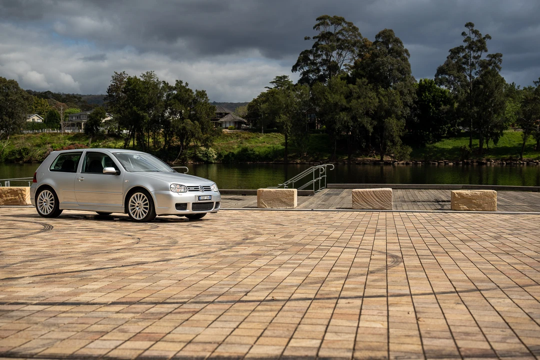 2004 Volkswagen R32 Mk4 - Image 13 of 31