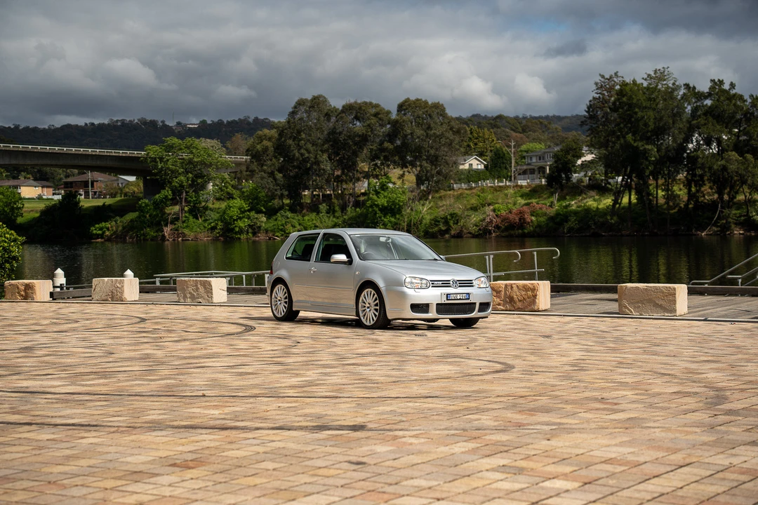 2004 Volkswagen R32 Mk4 - Image 15 of 31