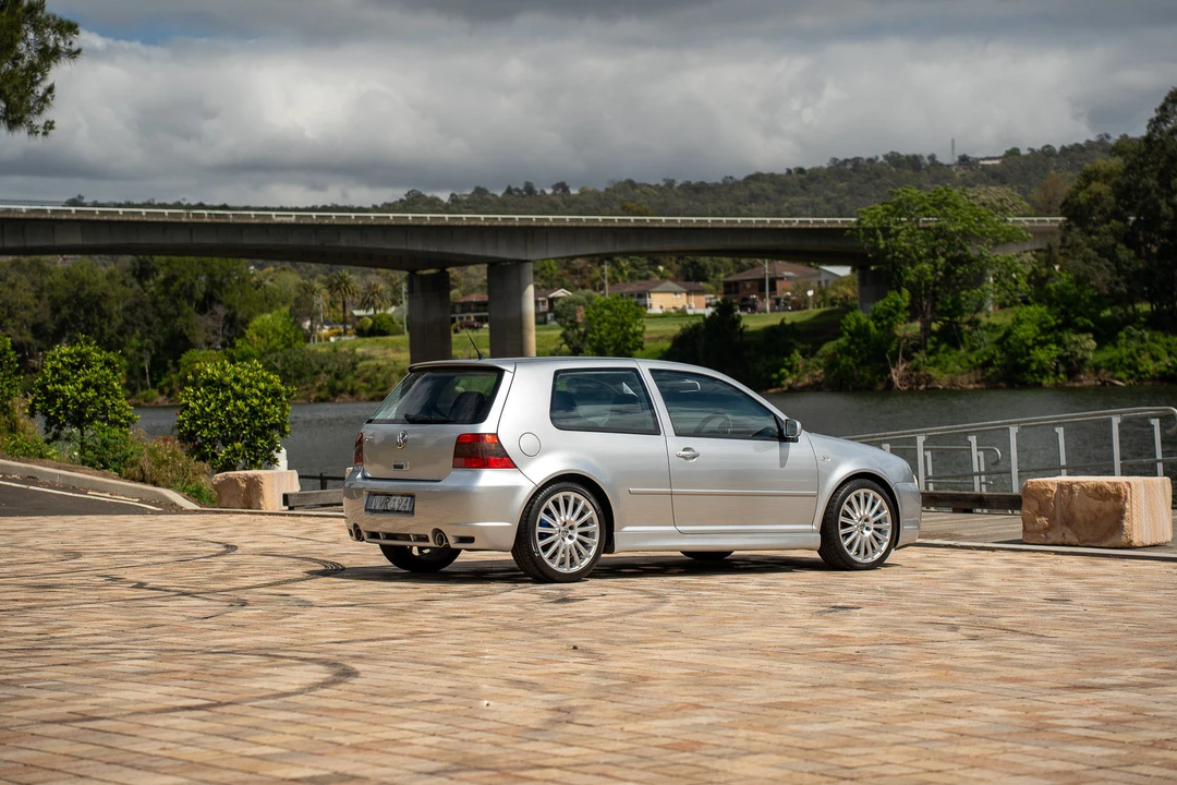 2004 Volkswagen R32 Mk4 - Image 10 of 31