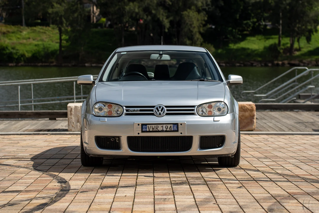 2004 Volkswagen R32 Mk4 - Image 2 of 31