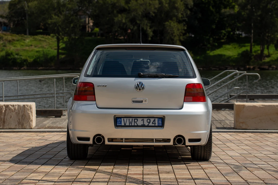 2004 Volkswagen R32 Mk4 - Image 6 of 31