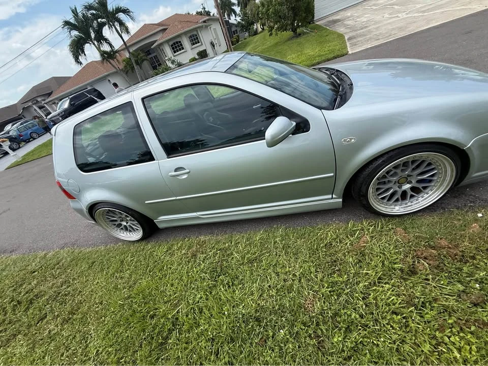 2004 Volkswagen R32 Mk4 - Image 9 of 19