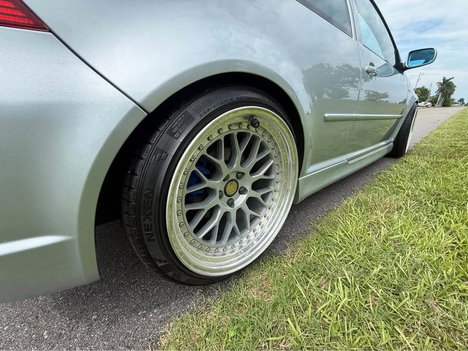 2004 Volkswagen R32 Mk4 - Image 5 of 19