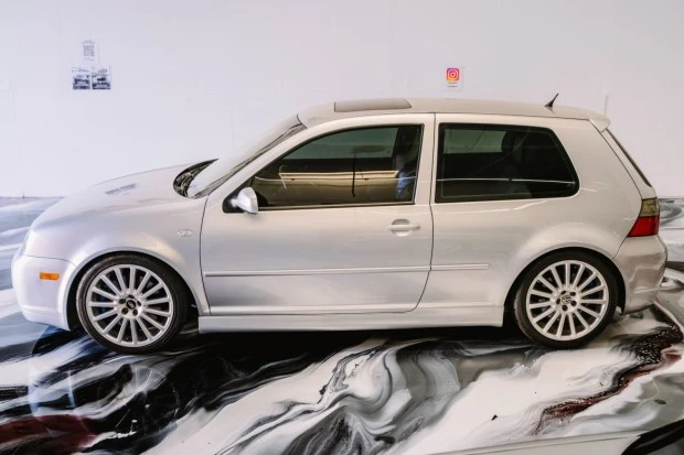 2004 Volkswagen R32 Mk4 - Image 3 of 7