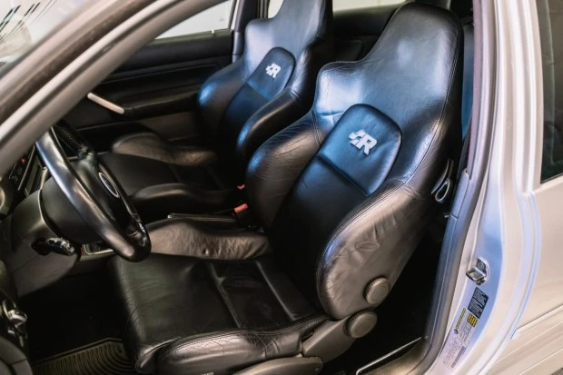2004 Volkswagen R32 Mk4 - Image 4 of 7