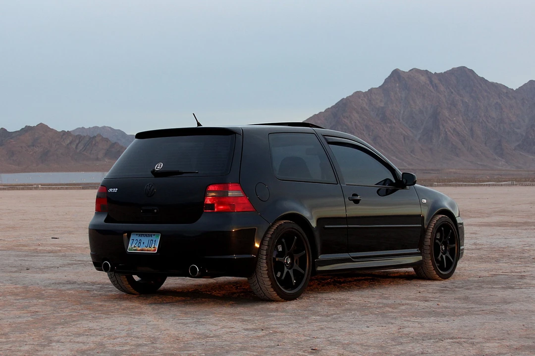 2004 Volkswagen R32 Mk4 - Image 8 of 30