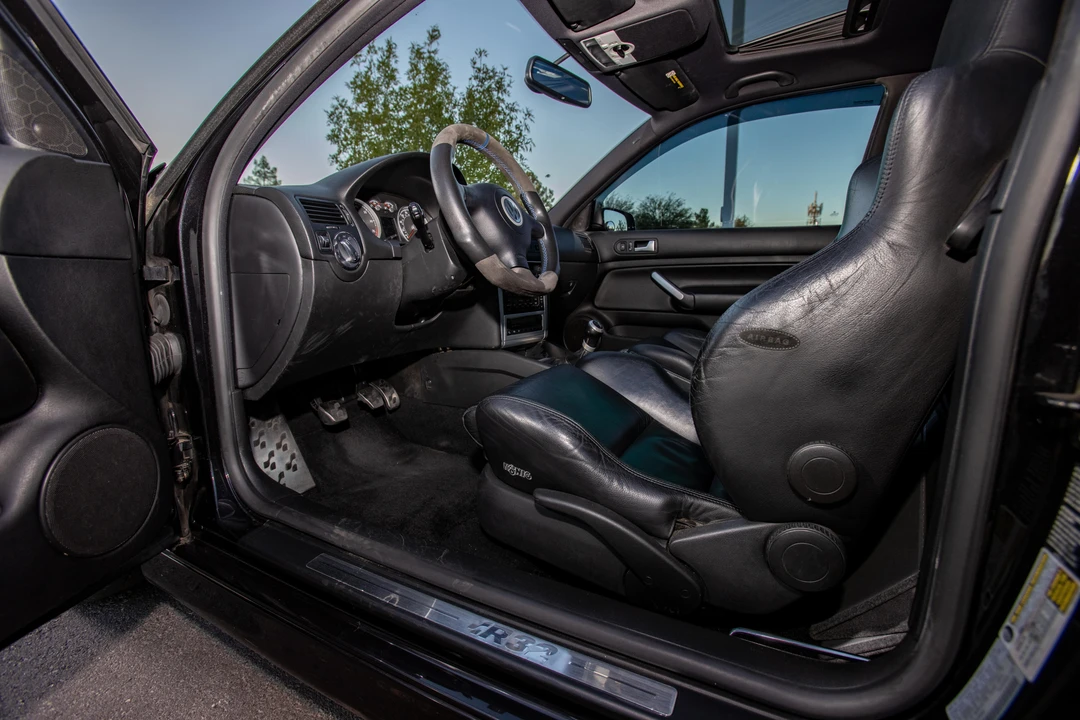 2004 Volkswagen R32 Mk4 - Image 27 of 30