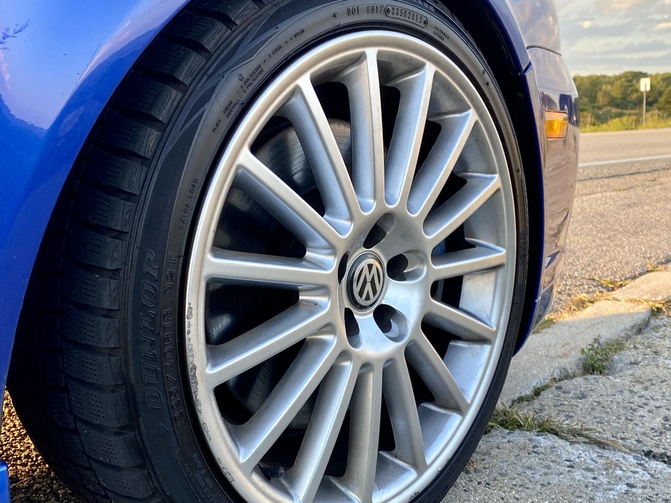 2004 Volkswagen R32 Mk4 - Image 27 of 31