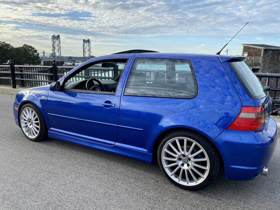 2004 Volkswagen R32 Mk4 - Image 3 of 31