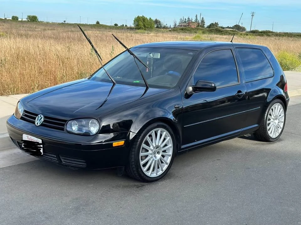 2004 Volkswagen Golf - Image 2 of 6