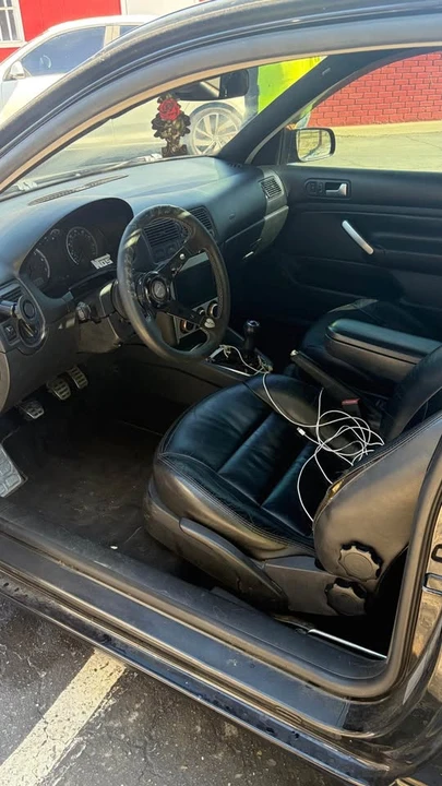 2004 Volkswagen GTI Mk4 - Image 2 of 5