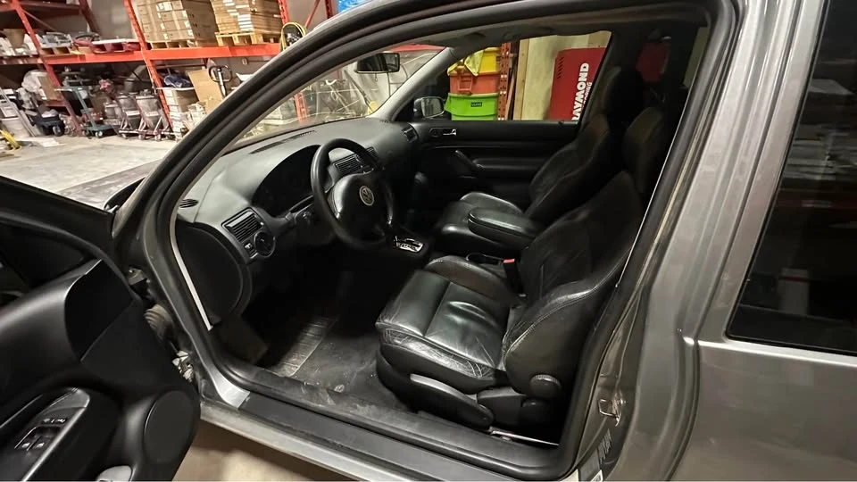 2004 Volkswagen GTI Mk4 - Image 2 of 5