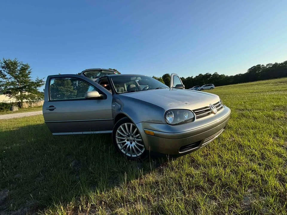 2004 Volkswagen GTI Mk4 - Image 2 of 9
