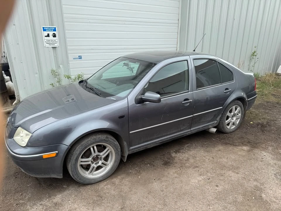 2004 Volkswagen Jetta - Image 2 of 13