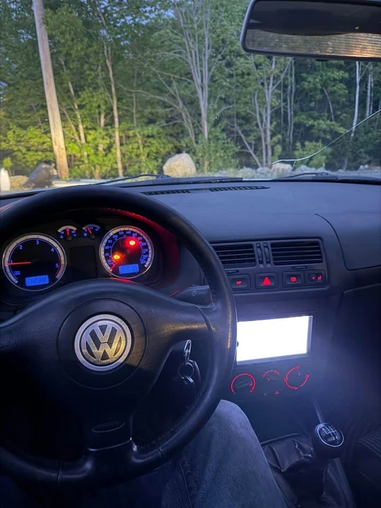 2004 Volkswagen Jetta - Image 7 of 12