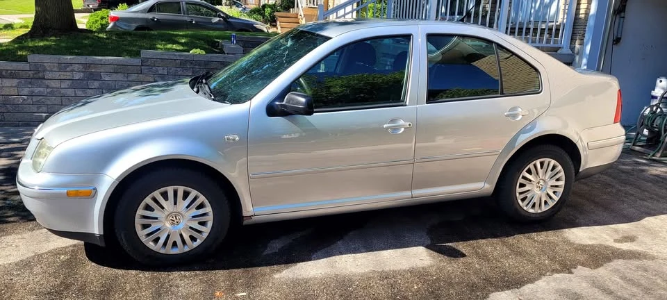 2004 Volkswagen A4 Jetta - Image 8 of 9