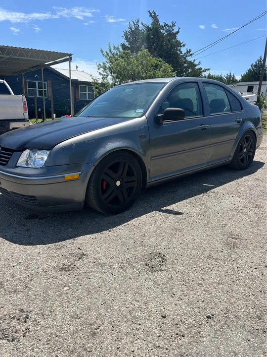 2004 Volkswagen A4 Jetta - Image 9 of 17