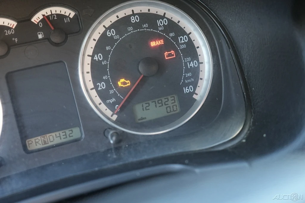 2004 Volkswagen A4 Jetta - Image 14 of 21
