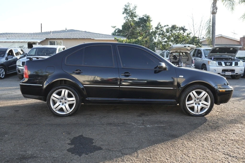 2004 Volkswagen A4 Jetta - Image 10 of 21