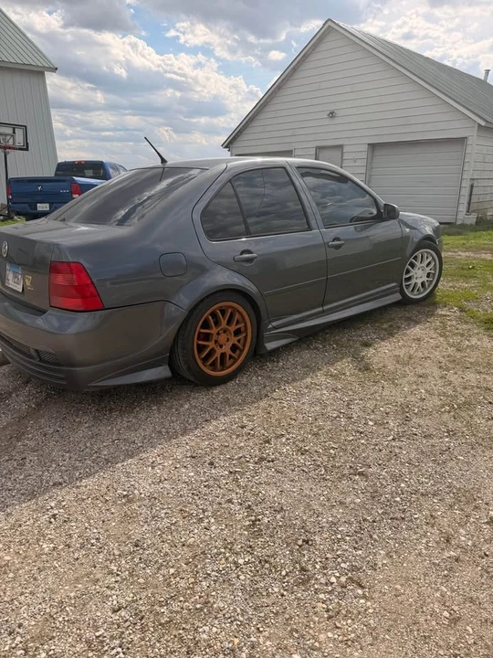 2004 Volkswagen A4 Jetta - Image 3 of 7