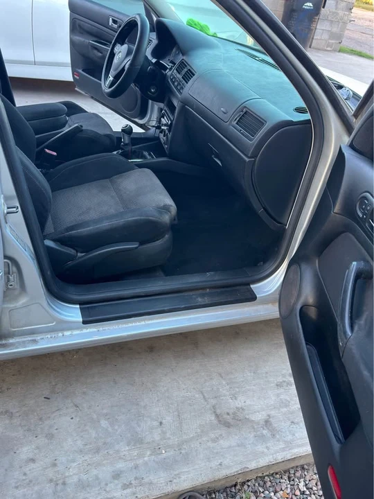 2004 Volkswagen A4 Jetta - Image 6 of 10