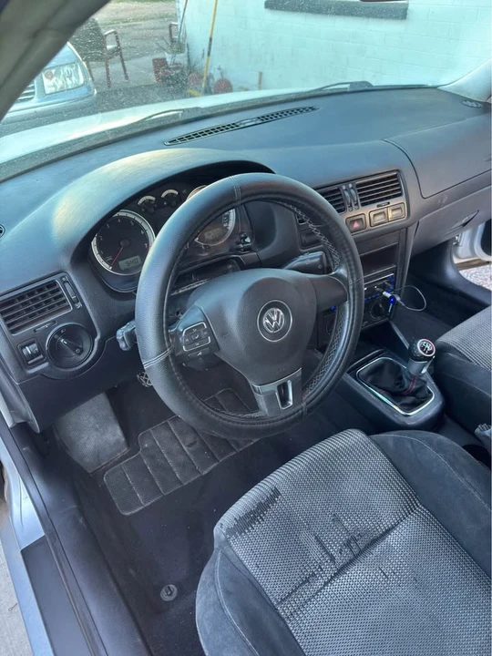 2004 Volkswagen A4 Jetta - Image 10 of 10