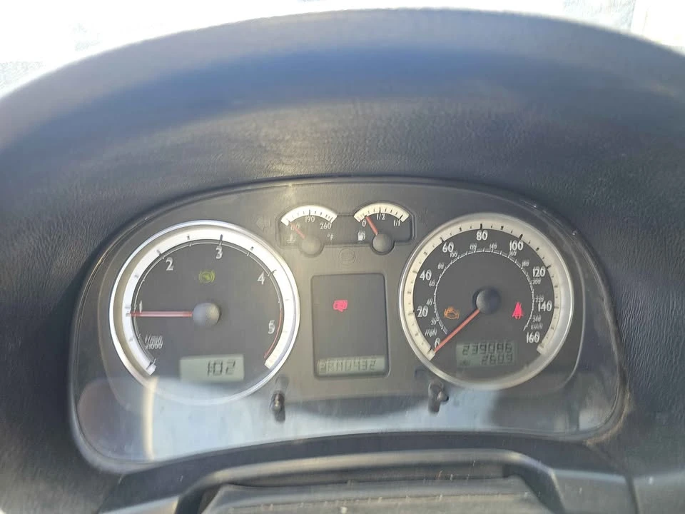 2004 Volkswagen A4 Jetta - Image 7 of 7