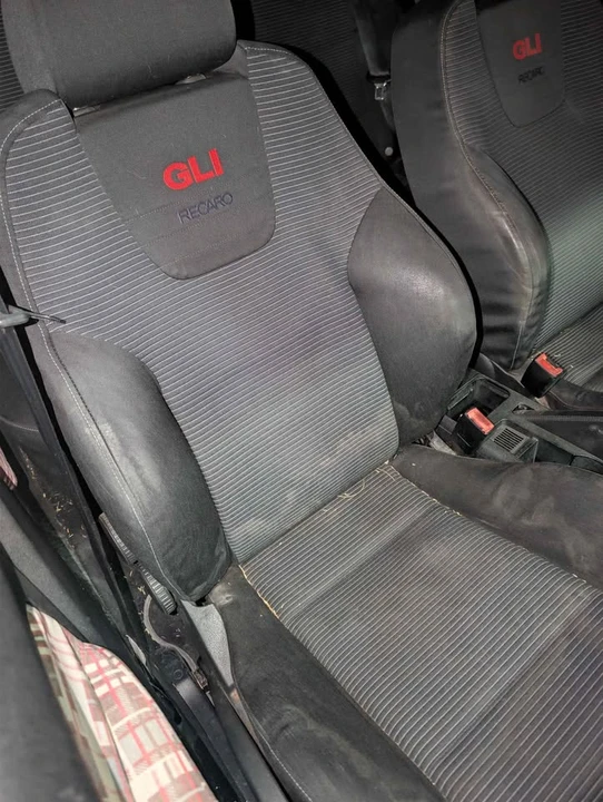 2004 Volkswagen A4 Jetta - Image 11 of 12