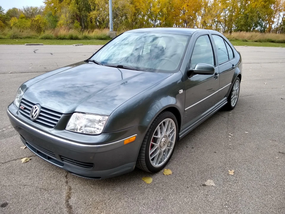 2004 Volkswagen A4 Jetta - Image 8 of 31