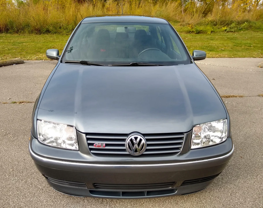 2004 Volkswagen A4 Jetta - Image 7 of 31