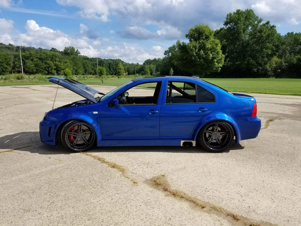 2004 Volkswagen A4 Jetta - Image 14 of 31