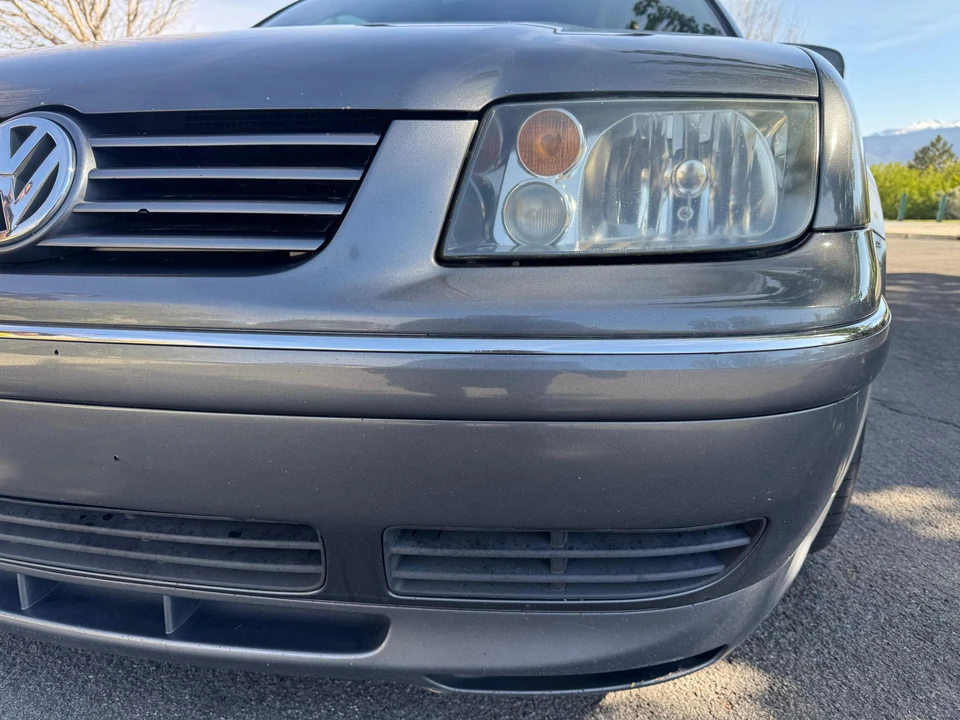 2004 Volkswagen A4 Jetta - Image 10 of 31