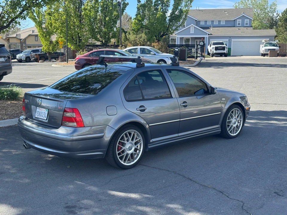 2004 Volkswagen A4 Jetta - Image 7 of 31