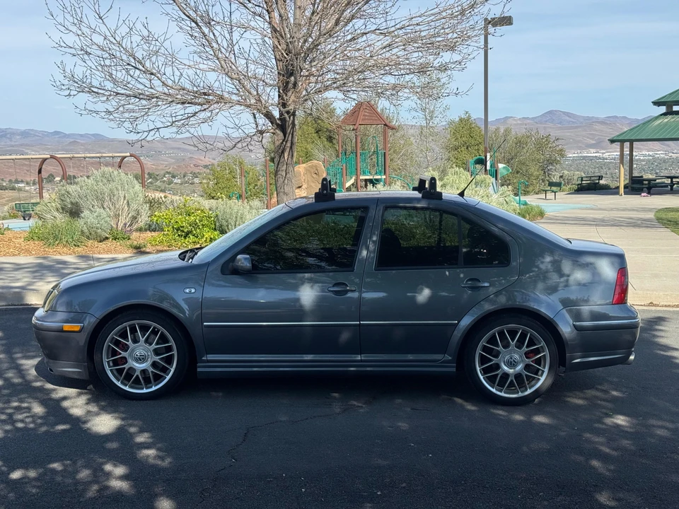 2004 Volkswagen A4 Jetta - Image 6 of 31
