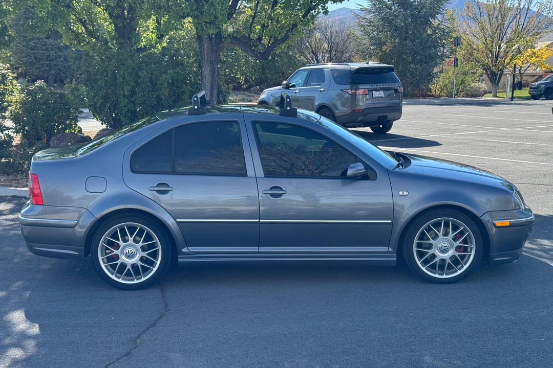 2004 Volkswagen A4 Jetta - Image 3 of 31