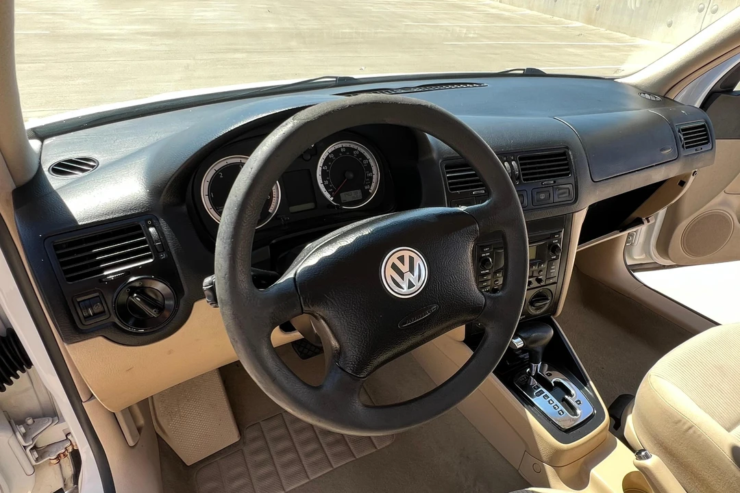 2004 Volkswagen A4 Jetta - Image 19 of 31