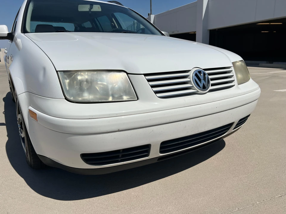 2004 Volkswagen A4 Jetta - Image 11 of 31