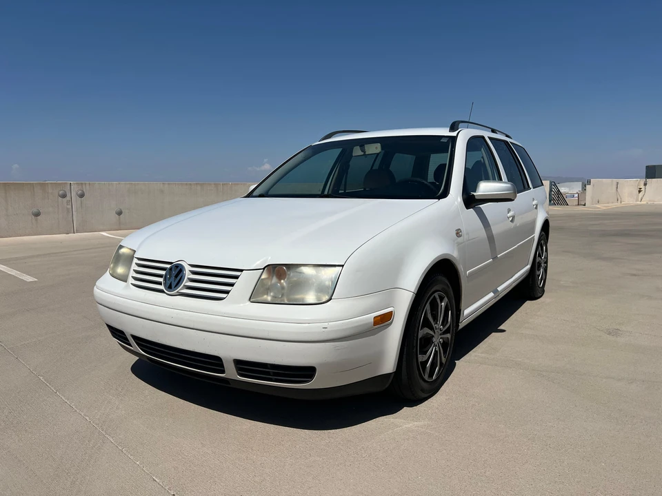 2004 Volkswagen A4 Jetta - Image 6 of 31