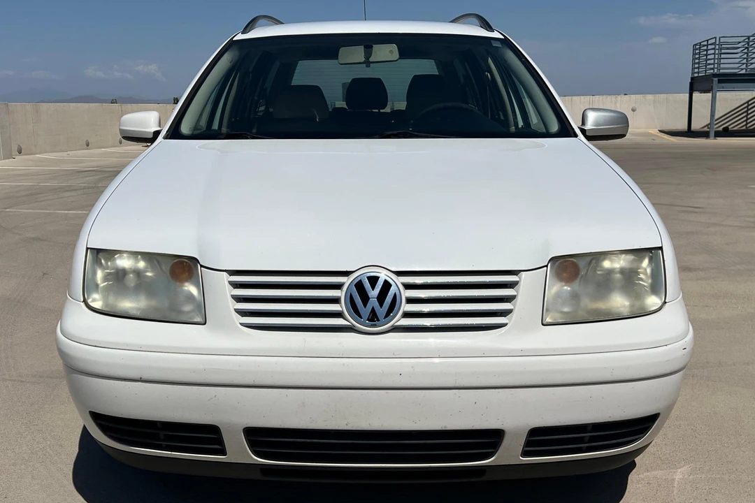 2004 Volkswagen A4 Jetta - Image 2 of 31